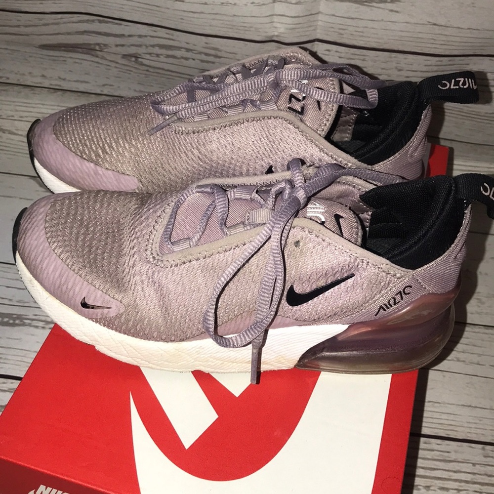 Air Max 270